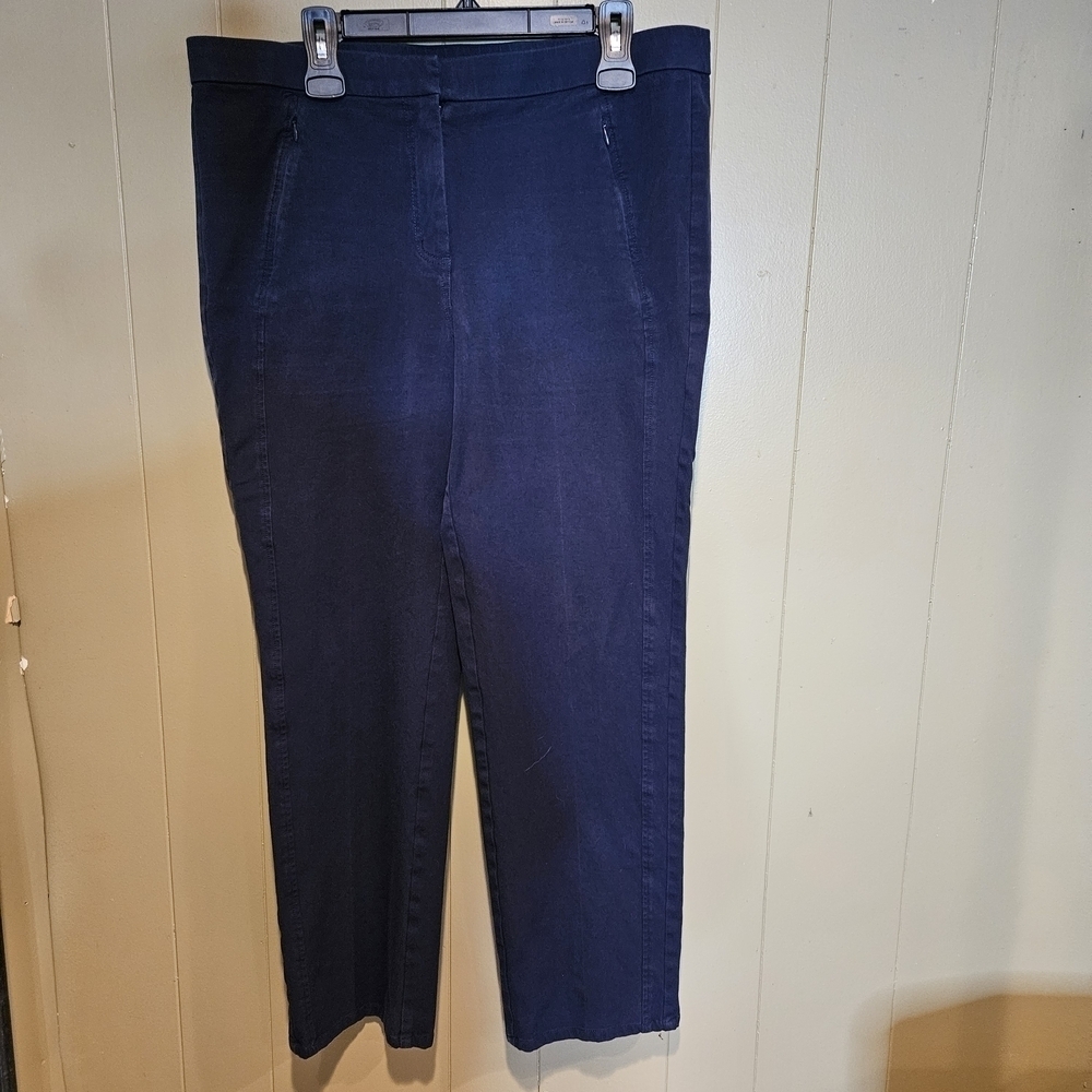 Isaac Mizrahi LIVE! Navy Stretch Ankle Pants | Size 16 | Chic Everyday Comfort